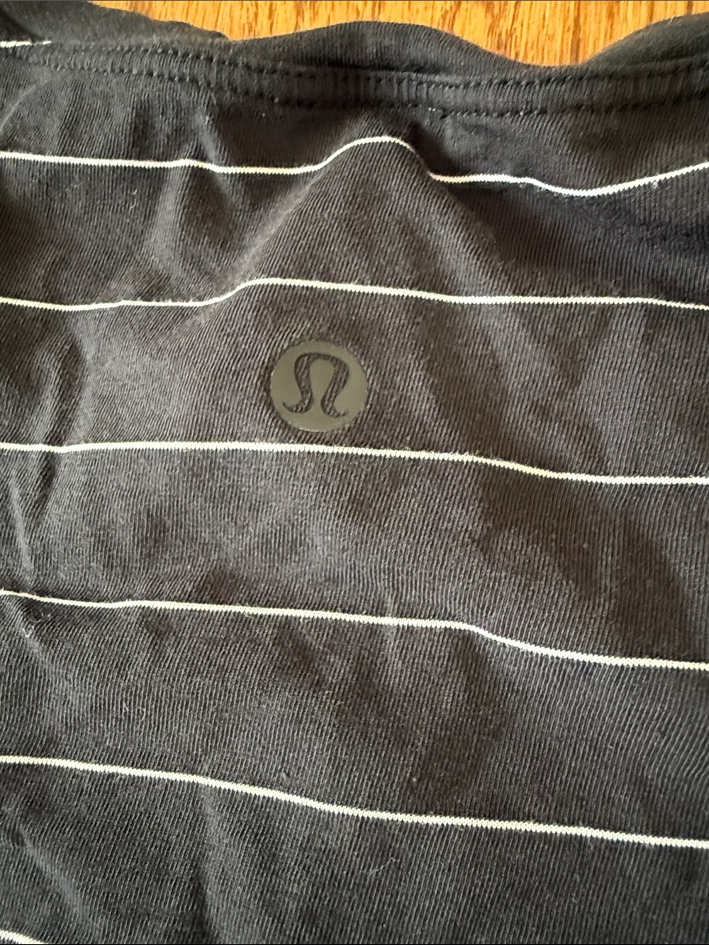 Lululemon Cates Crop Tee 8 - Picture 8 of 8